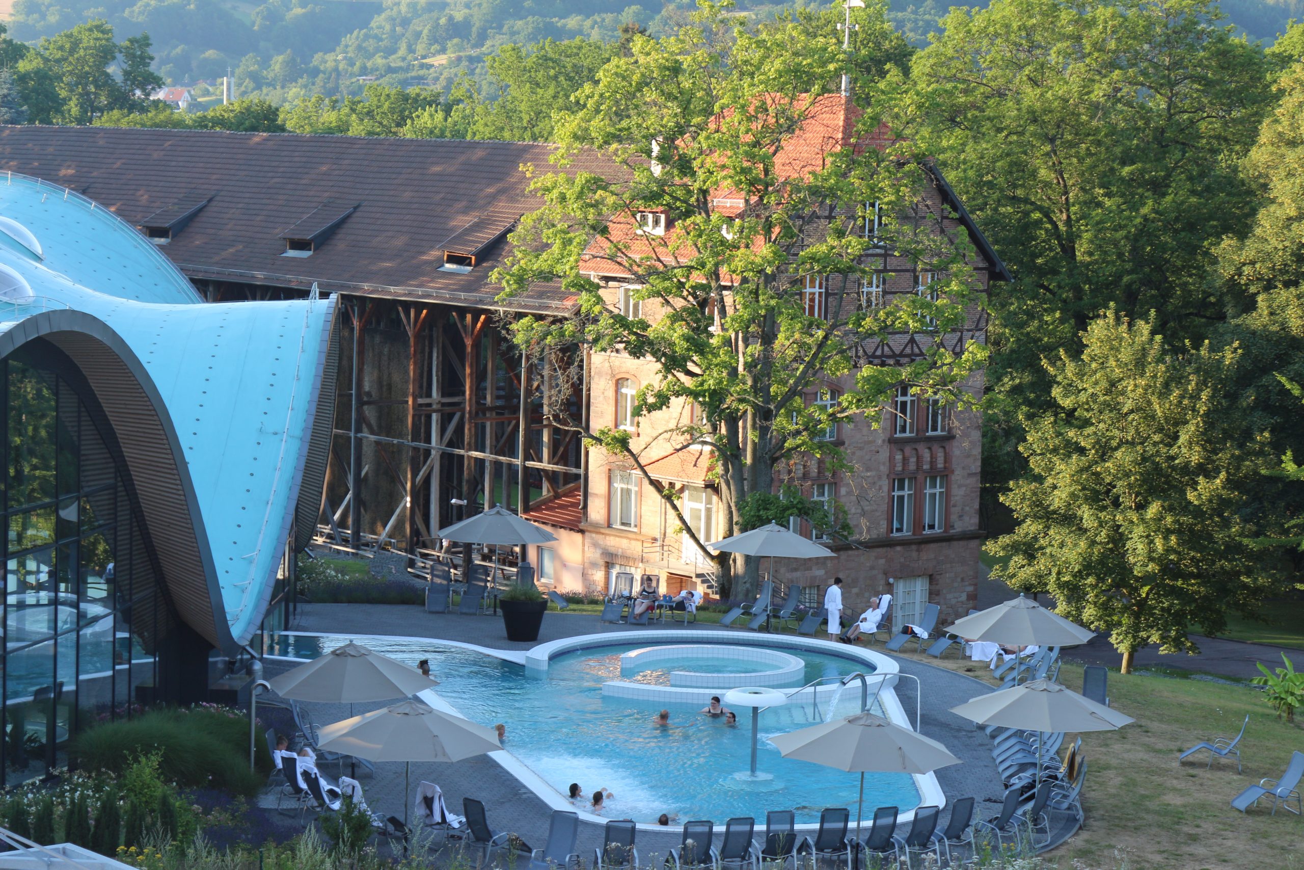 Außenfoto der Toskana Therme Bad Orb - Linda Tröller