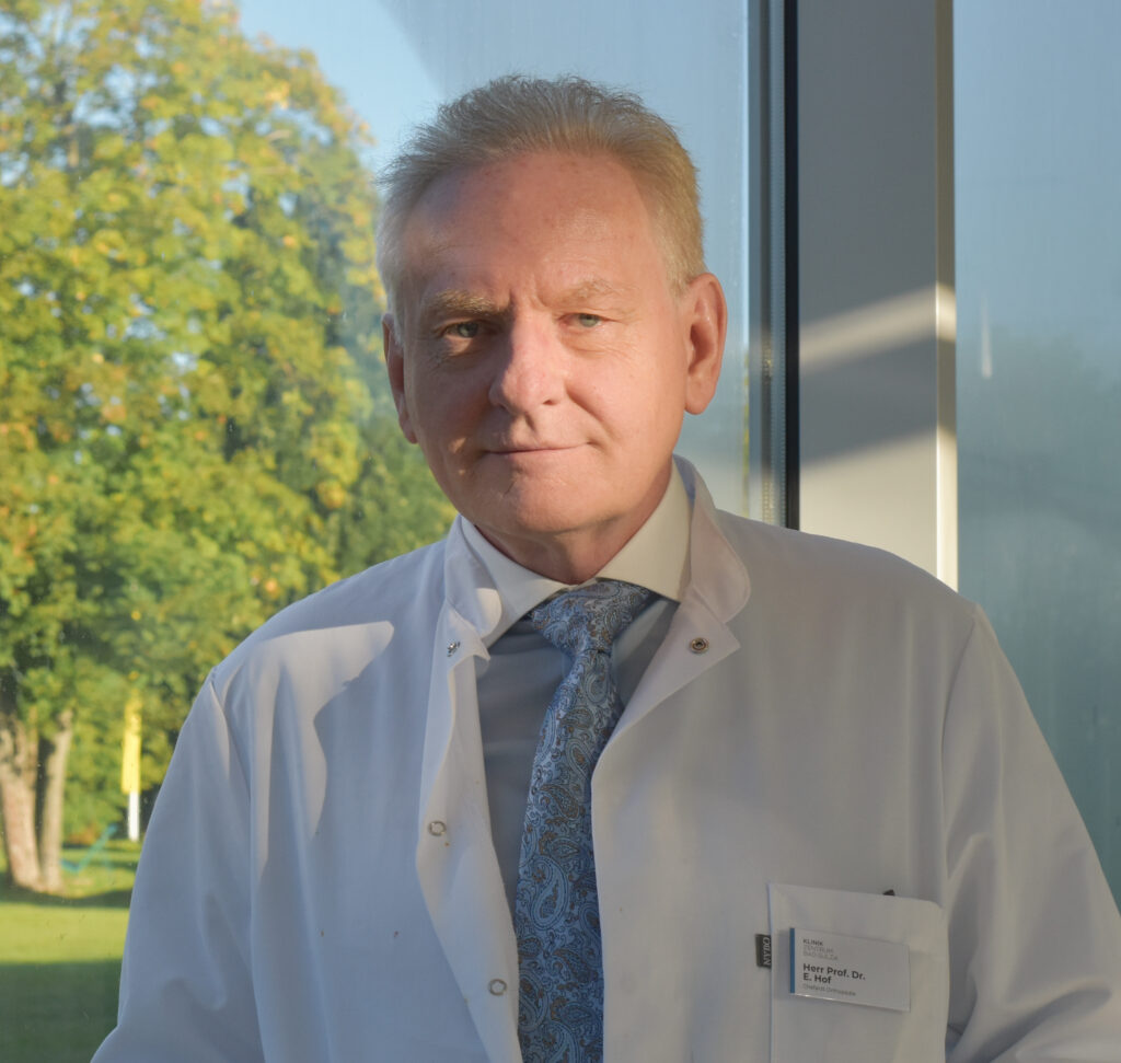 Chefarzt Prof. Dr. Ewald Hof